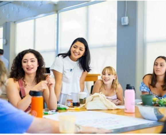 Students with powell scholarship